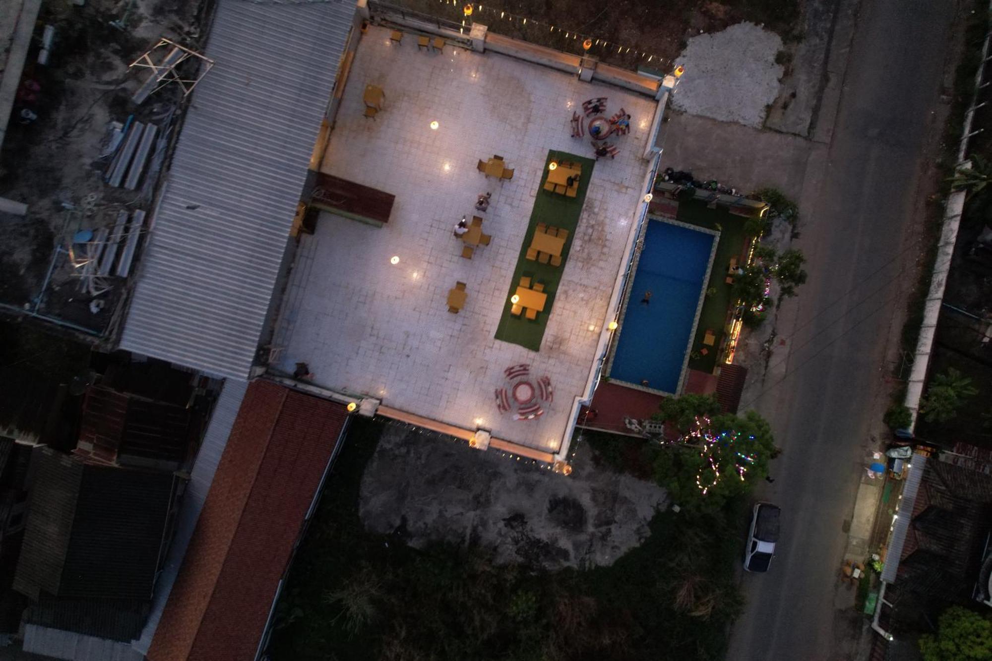 Annecy Hotel Vang Vieng Exteriér fotografie