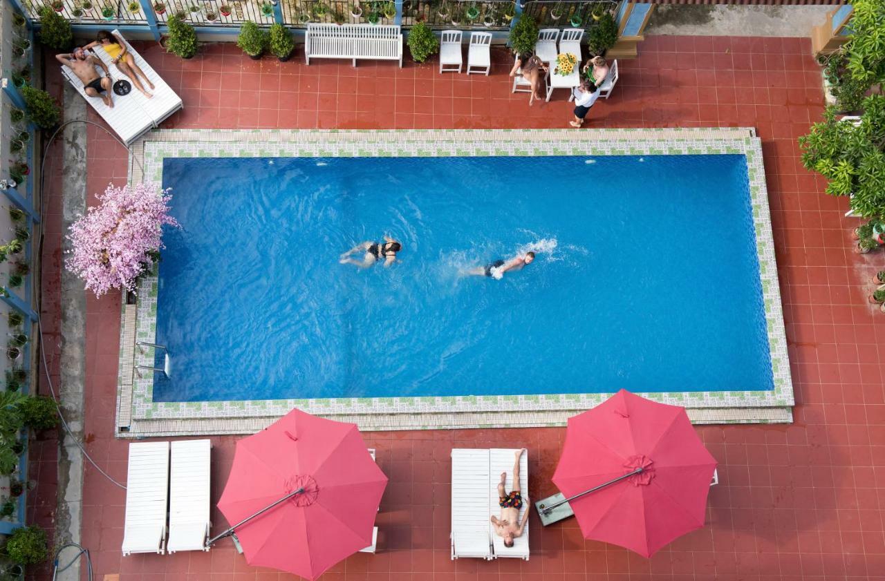 Annecy Hotel Vang Vieng Exteriér fotografie