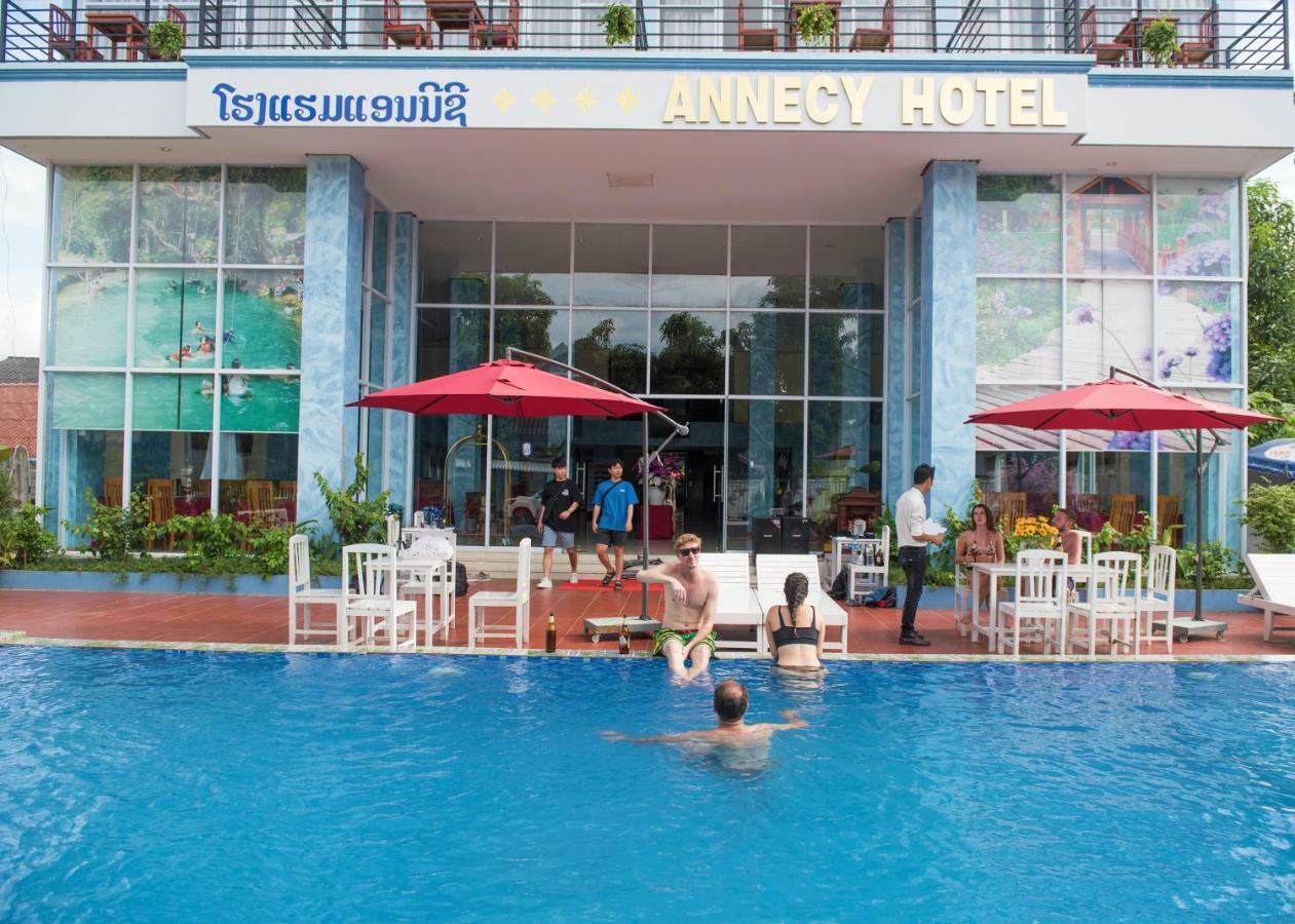 Annecy Hotel Vang Vieng Exteriér fotografie