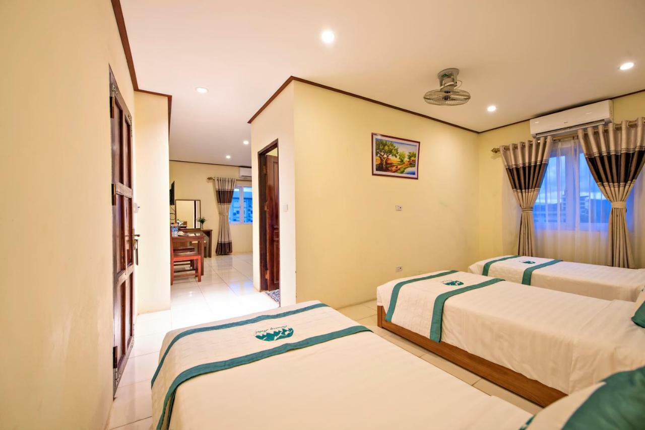 Annecy Hotel Vang Vieng Exteriér fotografie
