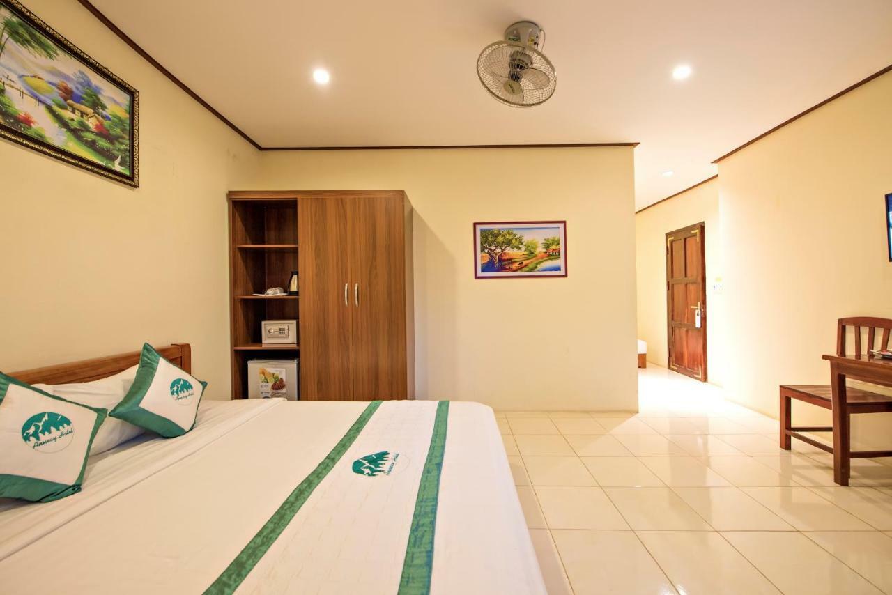 Annecy Hotel Vang Vieng Exteriér fotografie