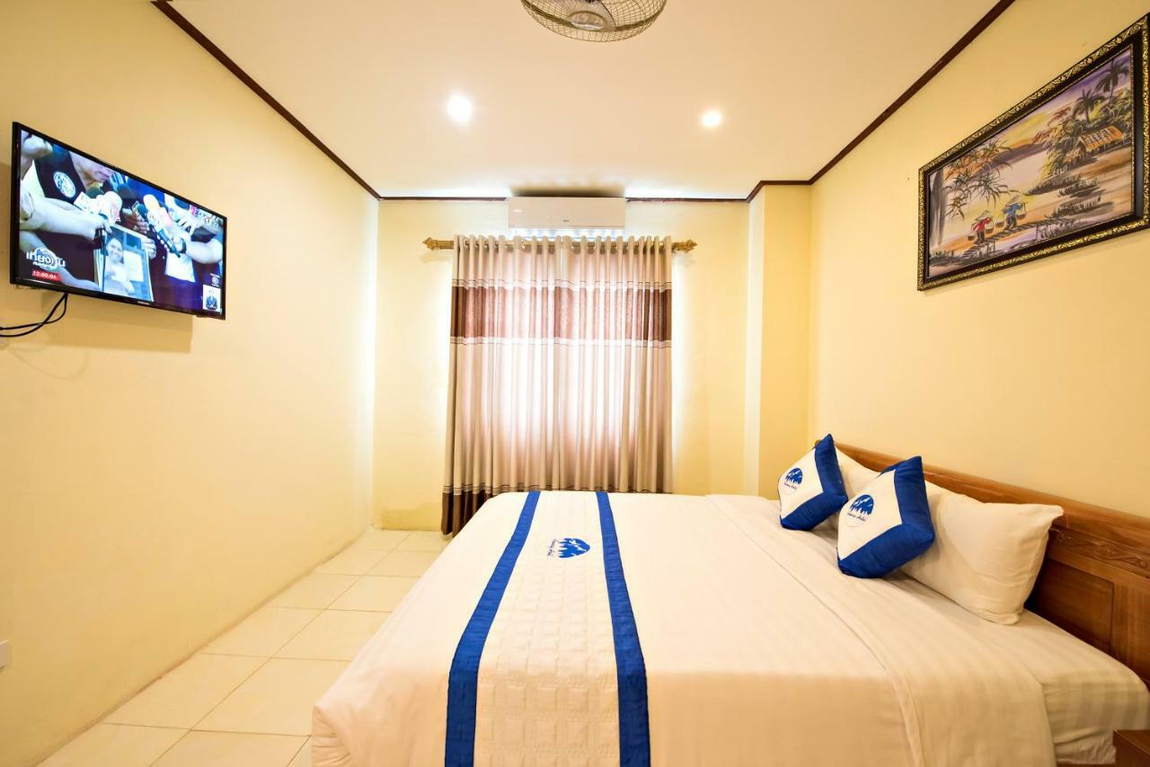 Annecy Hotel Vang Vieng Exteriér fotografie