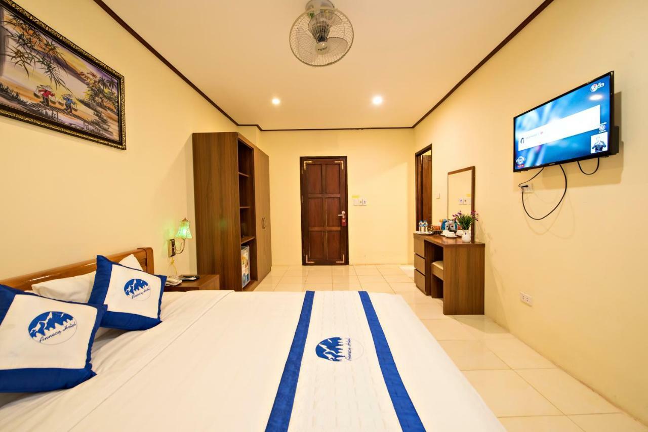 Annecy Hotel Vang Vieng Exteriér fotografie